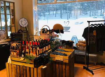 sweden/tarnaby/bar/lapland-deli-cafe-motormuseum