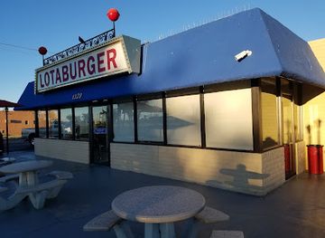 new-mexico/white-sands/bar/blake-s-lotaburger
