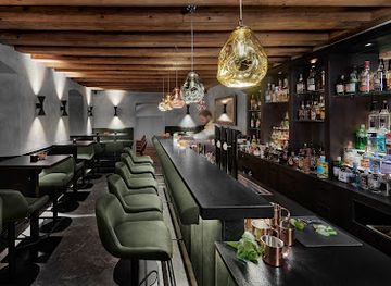 austria/innsbruck/innenstadt/bar/pfiff-bar-innsbruck