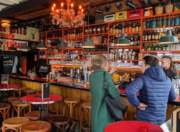 belgium/ghent/patershol/bar/bar-popular