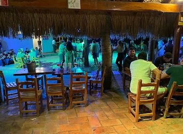 mexico/mazatlan/bar/la-oyster-bar