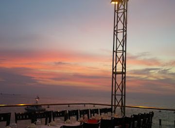 vietnam/vung-tau/christ-the-king-statue/bar/ganh-hao-2-seafood-restaurant