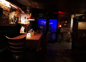 sweden/halland/bar/kallarkrogen-vinyl