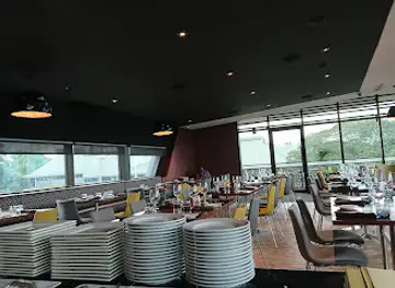 Jackson's Bar Restaurant & Gaming
