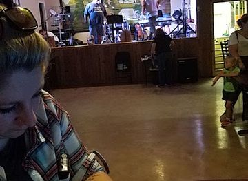 north-dakota/missouri-plateau/bar/country-mouse-bar