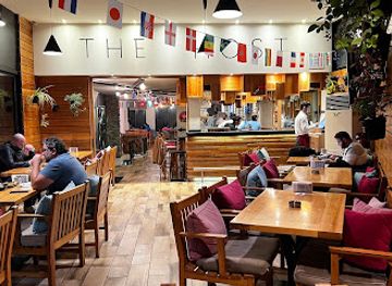 lebanon/aley/bar/the-host