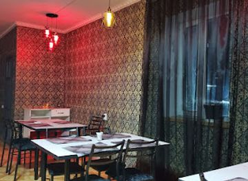 kyrgyzstan/chatyr-kul-lake/bar/town-pub