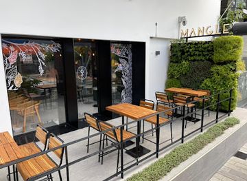 panama/atlantic-coast/bar/mangle