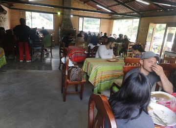 ecuador/papallacta-hot-springs/bar/restaurant-el-refugio