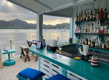 antigua-and-barbuda/english-harbour/bar/that-s-life