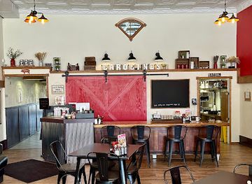 nebraska/lake-mcconaughy/bar/caroline-s-omelet-house