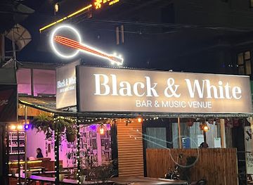 nepal/dhaulagiri-zone/bar/black-and-white-bar