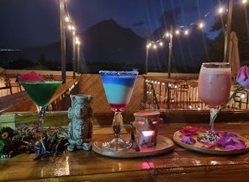 guatemala/motagua-valley/bar/hot-chipilin