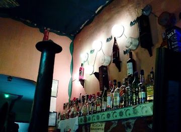 bolivia/chacaltaya/bar/calderas-pub-club