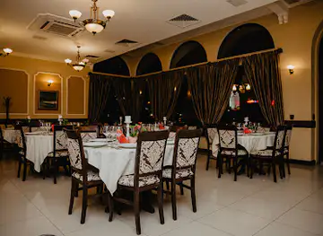 Vintage Pub-Restaurant