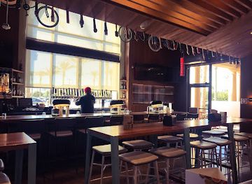 california/irvine/bar/the-irv-bar