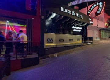 cyprus/makronissos-beach/bar/elements-bar-lounge