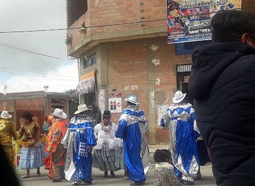 bolivia/chacaltaya/bar/invasor