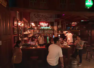 Bar Minn Land
