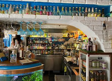 Yard 32 Gin & Tapas Bar