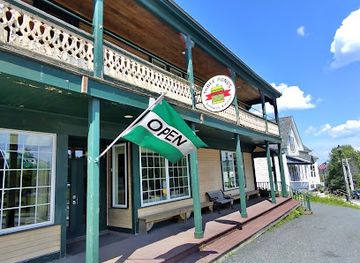 vermont/molly-falls-state-park/bar/three-ponds