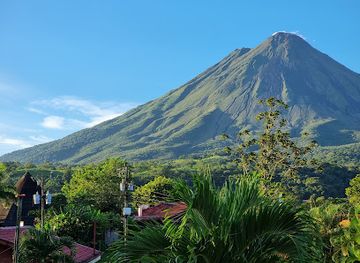 costa-rica/arenal-volcano-area/bar/soda-la-palma