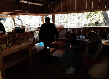 costa-rica/los-santos-region/bar/pesca-de-trucha-rio-blanco