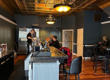 kentucky/bluegrass-region/bar/bonded-bar-and-lounge