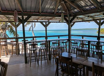 belize/caye-caulker/bar/the-lazy-lizard