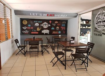 el-salvador/san-salvador/colonia-escalon/bar/jorner