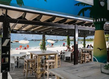aruba/palm-beach/bar/surfside-beach-bar