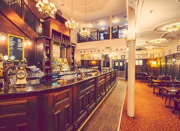 sweden/vastergotland/bar/john-scott-s-avenyn