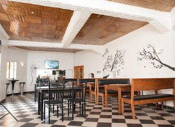 madagascar/analamanga/bar/le-chalet