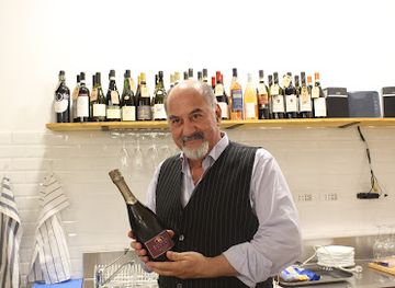 italy/via-francigena/bar/un-calice-e-mille-lune