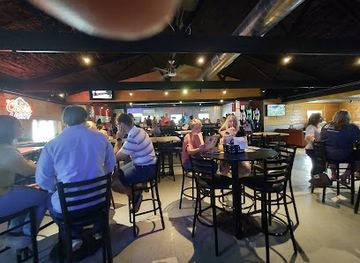 illinois/great-river-road/bar/riverbank