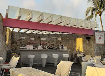 Sunset Bar, Las Brisas