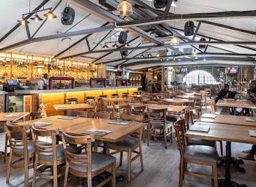 south-africa/cape-town/v-a-waterfront/bar/mitchell-s-scottish-ale-house