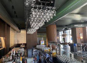 azerbaijan/baku/flame-towers/bar/highball