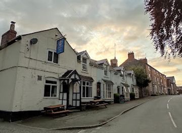 united-kingdom/montgomeryshire/bar/the-crown