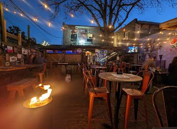 alabama/fairhope/bar/the-bone-and-barrel