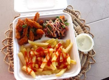 saint-lucia/vieux-fort-quarter/bar/cutters-bar-and-grill