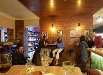 georgia/tusheti/bar/wine-not