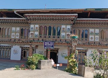 bhutan/punakha/bar/bridge-view-resturant