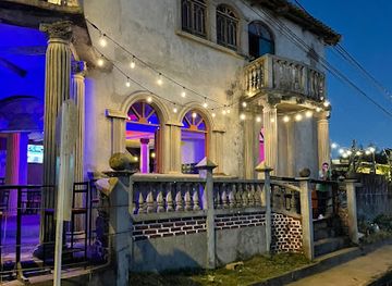 nicaragua/apoyo-lagoon/bar/chillys-bar-lounge