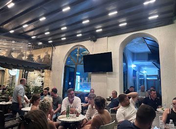 albania/berat/bar/guest-bar-pizza