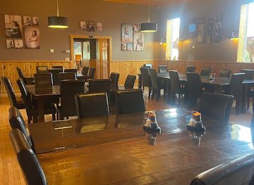 montana/the-judith-basin/bar/tall-boys-tavern