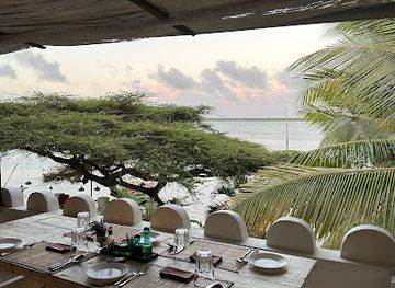 kenya/lamu-island/bar/kijani-rooftop-restaurant