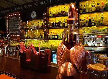 hungary/hajdusag/bar/maszek-az-utcabar-bar-etterem