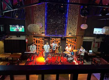 philippines/baguio/baguio-city-proper/bar/smoke-and-barrel