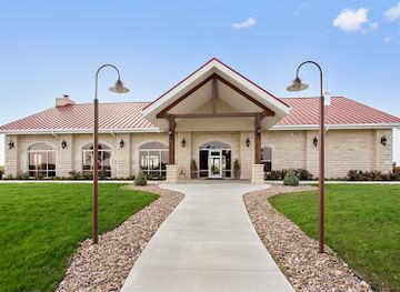 kansas/tallgrass-prairie-national-preserve/bar/clover-cliff-ranch-bed-breakfast